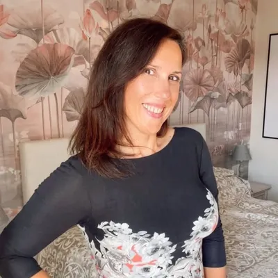 Elena Raimondo ∫ Mom • Family • Travel & more ∫ profile