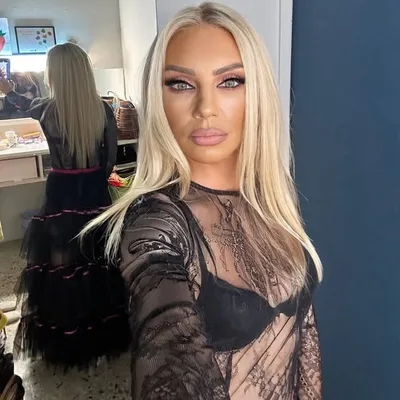 Elena Tsavalia profile