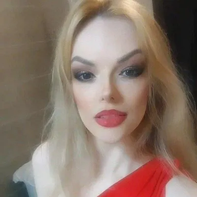 đź§żELENA profile