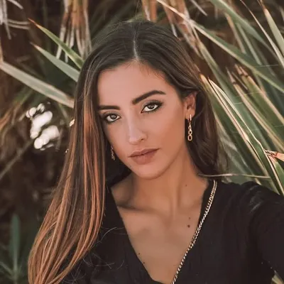 Eleonora profile