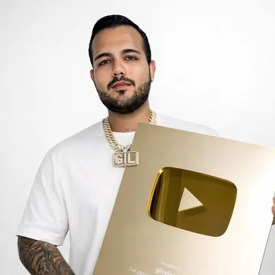 Gil Velasco profile