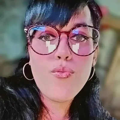 Eliana_gonzalez_vlog_sorda profile