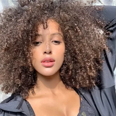 ELIANE CAMARGOS🇧🇷 profile