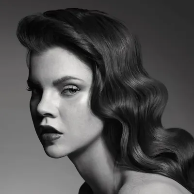 LA E L Y profile