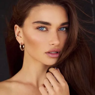 Elina Kravtsova profile