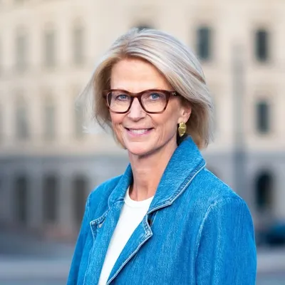 Elisabeth Svantesson profile