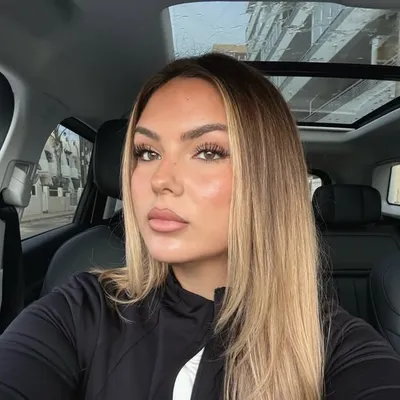 Elisabeth profile