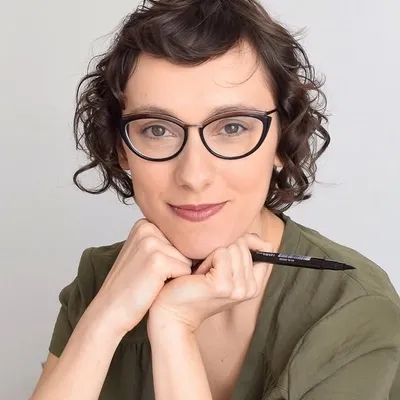 Elisa Mavra • Calligrafia & Lettering profile