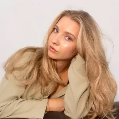 Elise M. Luthman profile