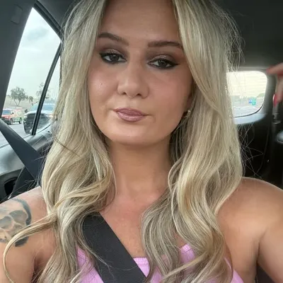 Elisha Helton profile