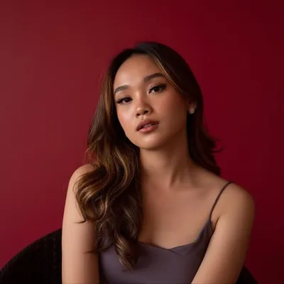 E L I S H E E B A profile