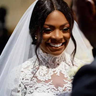 Elizabeth and Lace Bridal profile