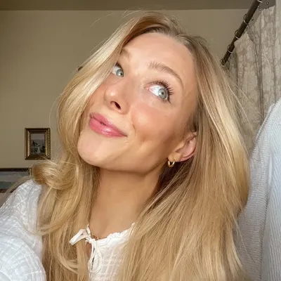 liz howe ⋒ | motherhood + style profile