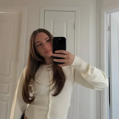 Elizabeth Bougadis profile