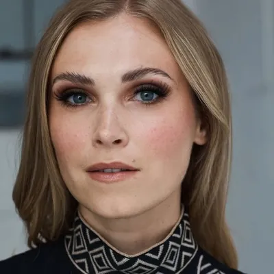 Eliza Taylor profile