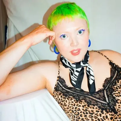 Ellen Rosemarie Harvey ๐ (she/her) profile