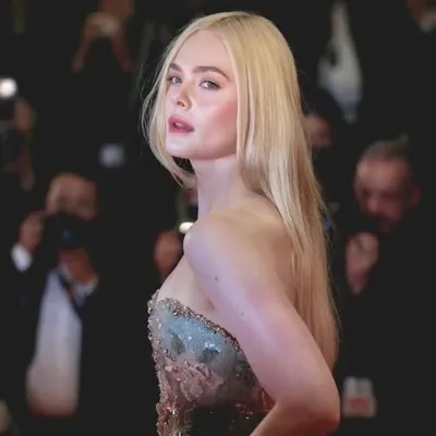 Elle Fanning profile