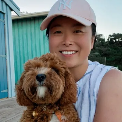 Elle Chen-Hooley profile