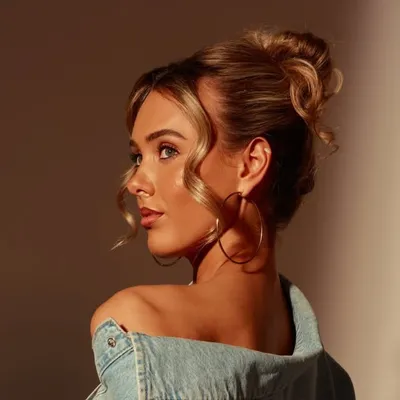 Ellie fergusson profile