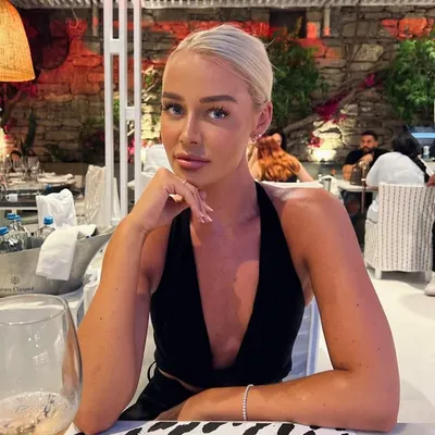 Ellie Hardy profile