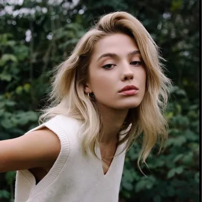 Ellie Sammer profile