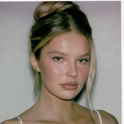 Ellie Thumann