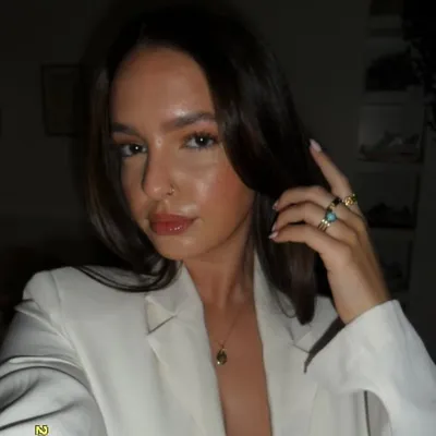 ๐๐ฅ๐ฅ๐ข ๐๐๐ข ๐๐๐ญ๐ญ๐ก๐๐ฐ๐ฌ profile