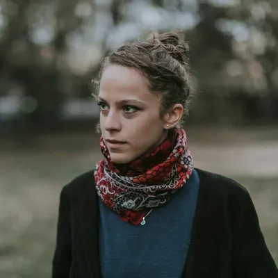 Elli Tringou profile
