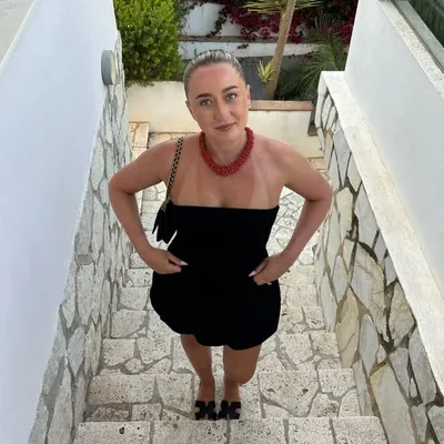 Ellie Butler profile