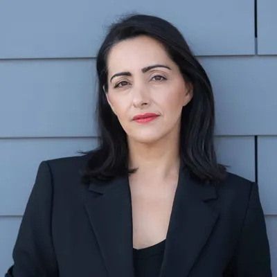Elmira Rafizadeh profile