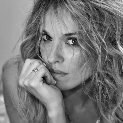 Elodie Fontan profile