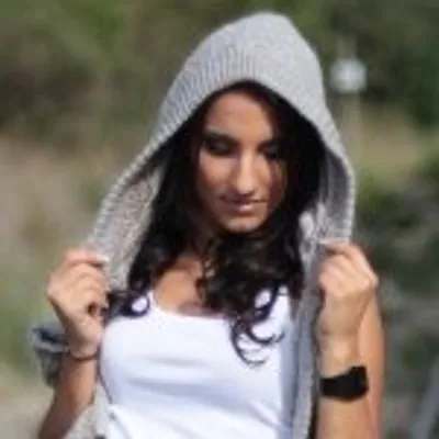 Elodie Armahanian profile