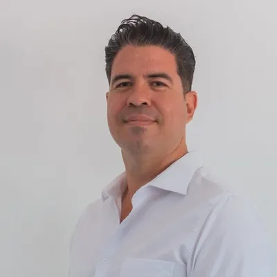 Pat Ricio profile