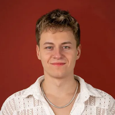 Piotr Ambryszewski profile