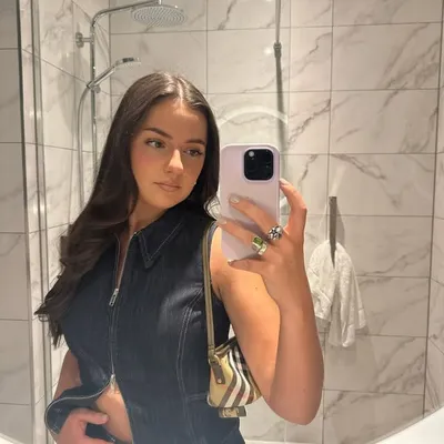 ella ๐ profile