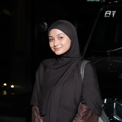 Elya profile