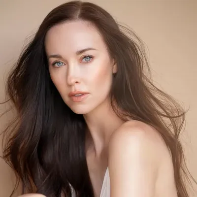 Elyse Levesque profile