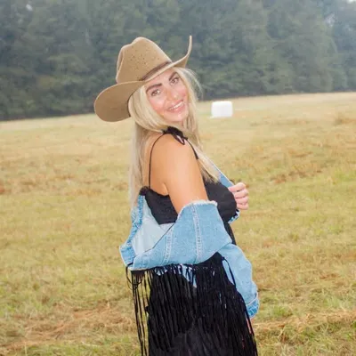 Emily Willoughby profile