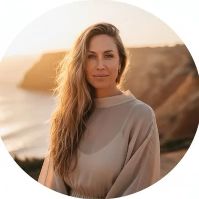 • EMA KRUSI • Spécialiste de l’Accouchement Naturel profile