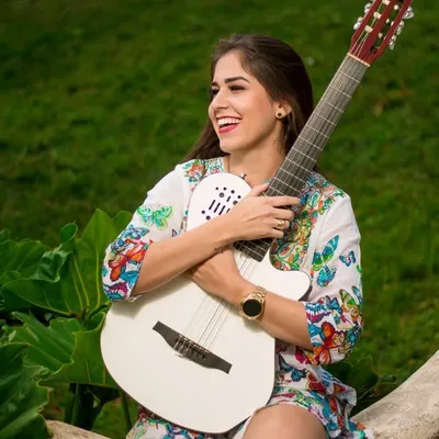 Emanuela López profile