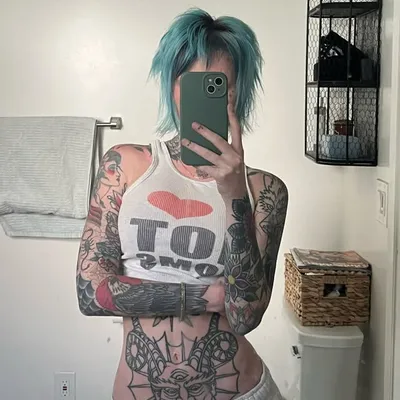 ✖️ E. BORING ✖️ profile