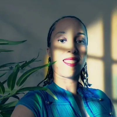 Mimi Chabinou profile