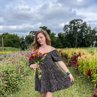 emily | lifestyle oversharer profile