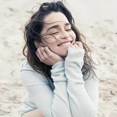 Emilia Clarke ♡ profile