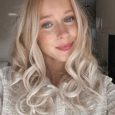 EMILIA HAMMARSTRÖM profile