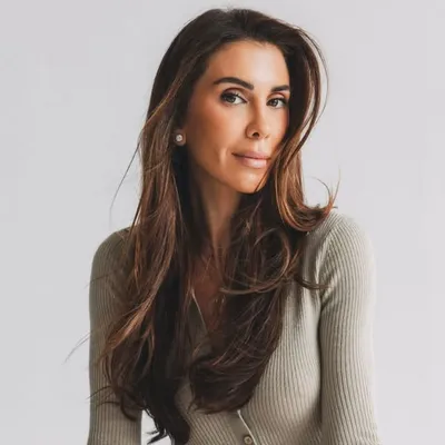 Emilia Bechrakis Serhant profile