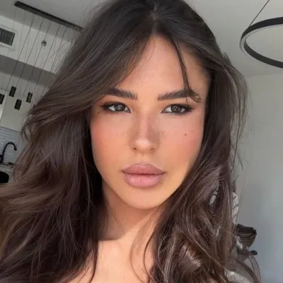 Emily Gomberg profile