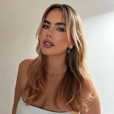 एमिली profile