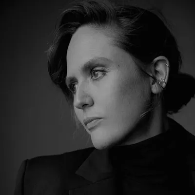 Emily Cox profile