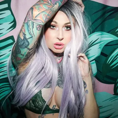 FASHION+MAKEUP+STYLING profile